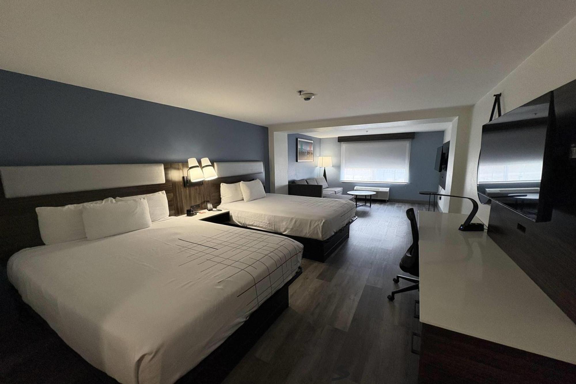 Deluxe Queen Room Two Queen Beds